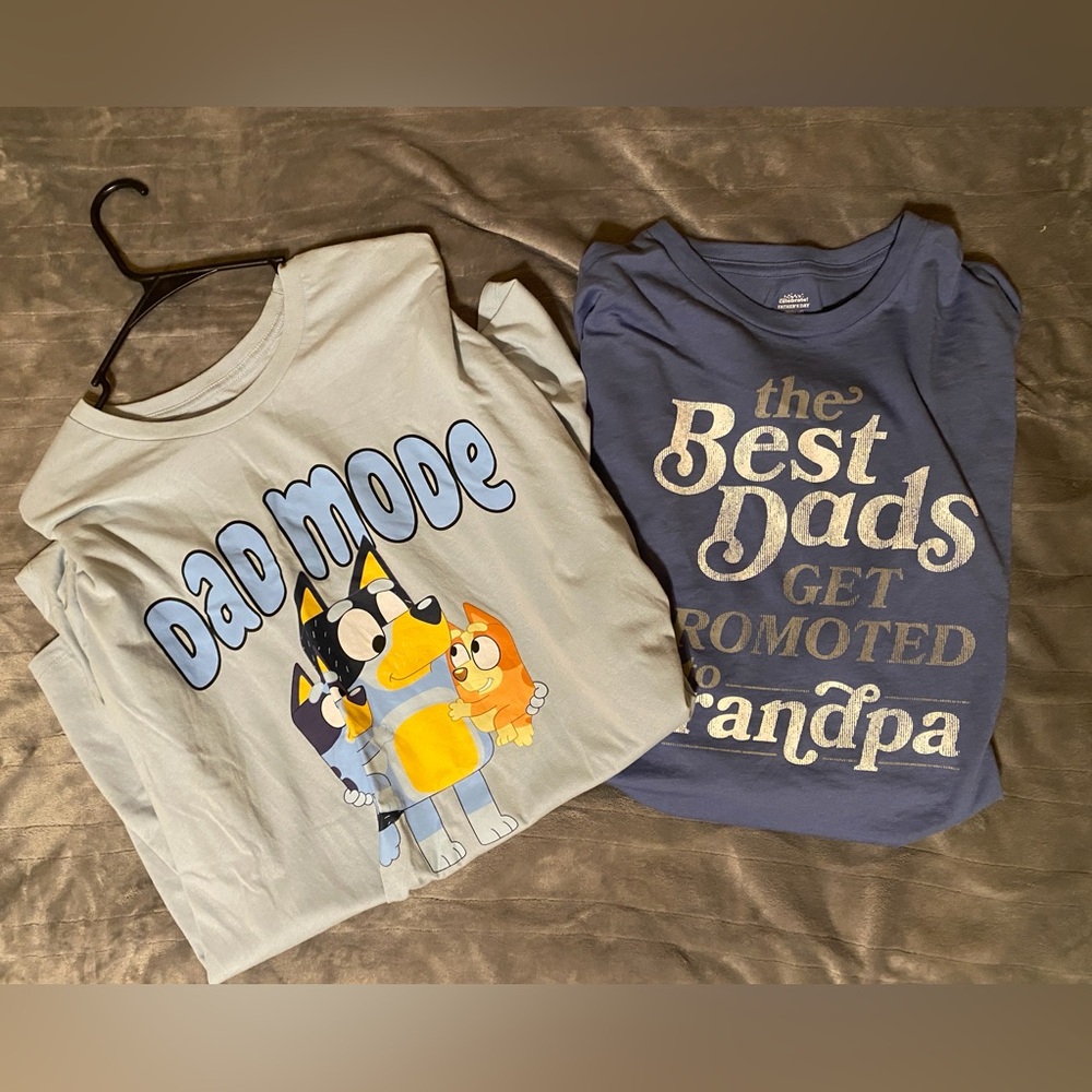 Men’s 2XL & 3XL (Bluey Dad mode shirt) and (the best Dads get promoted shirt)!